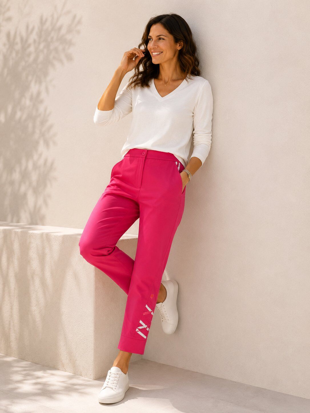 Großhändler You Udress Size+ - Damen-Technikhose mit Karottenschnitt – Lässiger, schicker Stil und leichter Tragekomfort