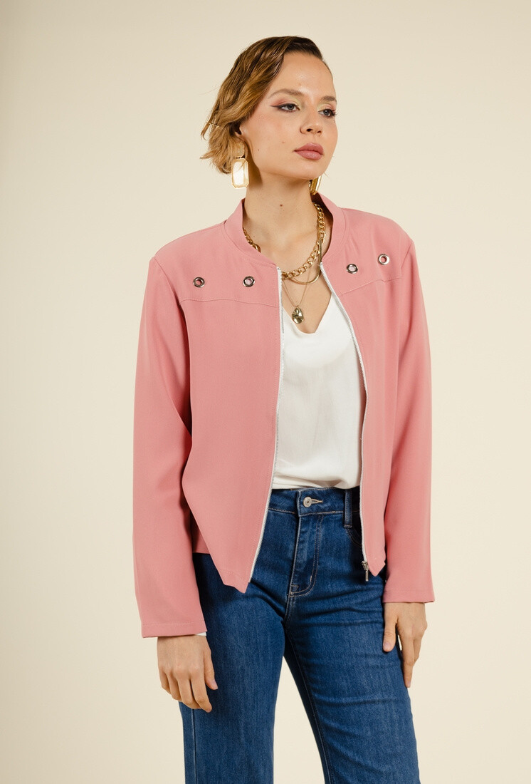 Mayorista You Udress Size+ - Chaqueta bomber beige revisitada: modernidad y audacia en la vida cotidiana