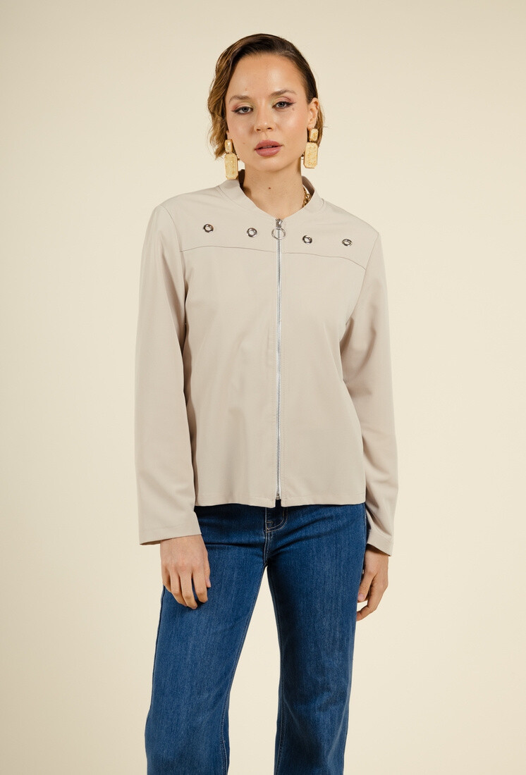 Mayorista You Udress Size+ - Chaqueta bomber beige revisitada: modernidad y audacia en la vida cotidiana