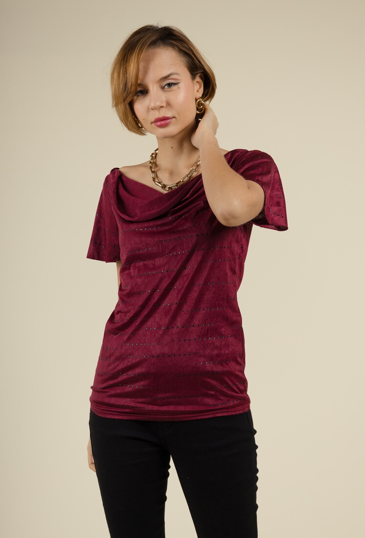 Grossiste YOU UDRESS - Top Bordeaux Manches Papillon Col Bénitier avec Clous : Élégance et Audace