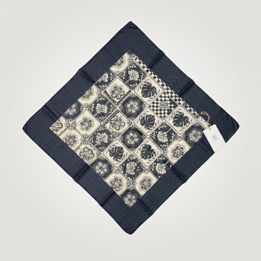 Wholesaler YYDS Accessory - Patterned cotton scarf
