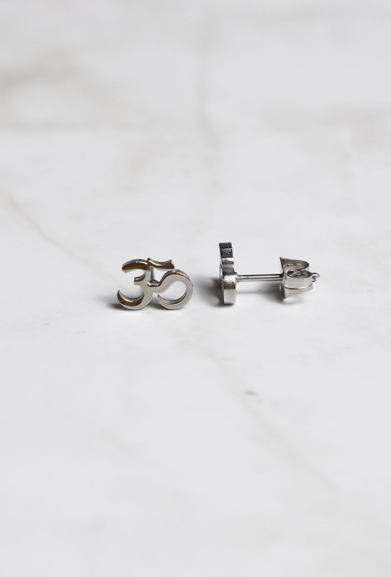 Grossiste Z. Emilie - Boucle d'oreille acier Om