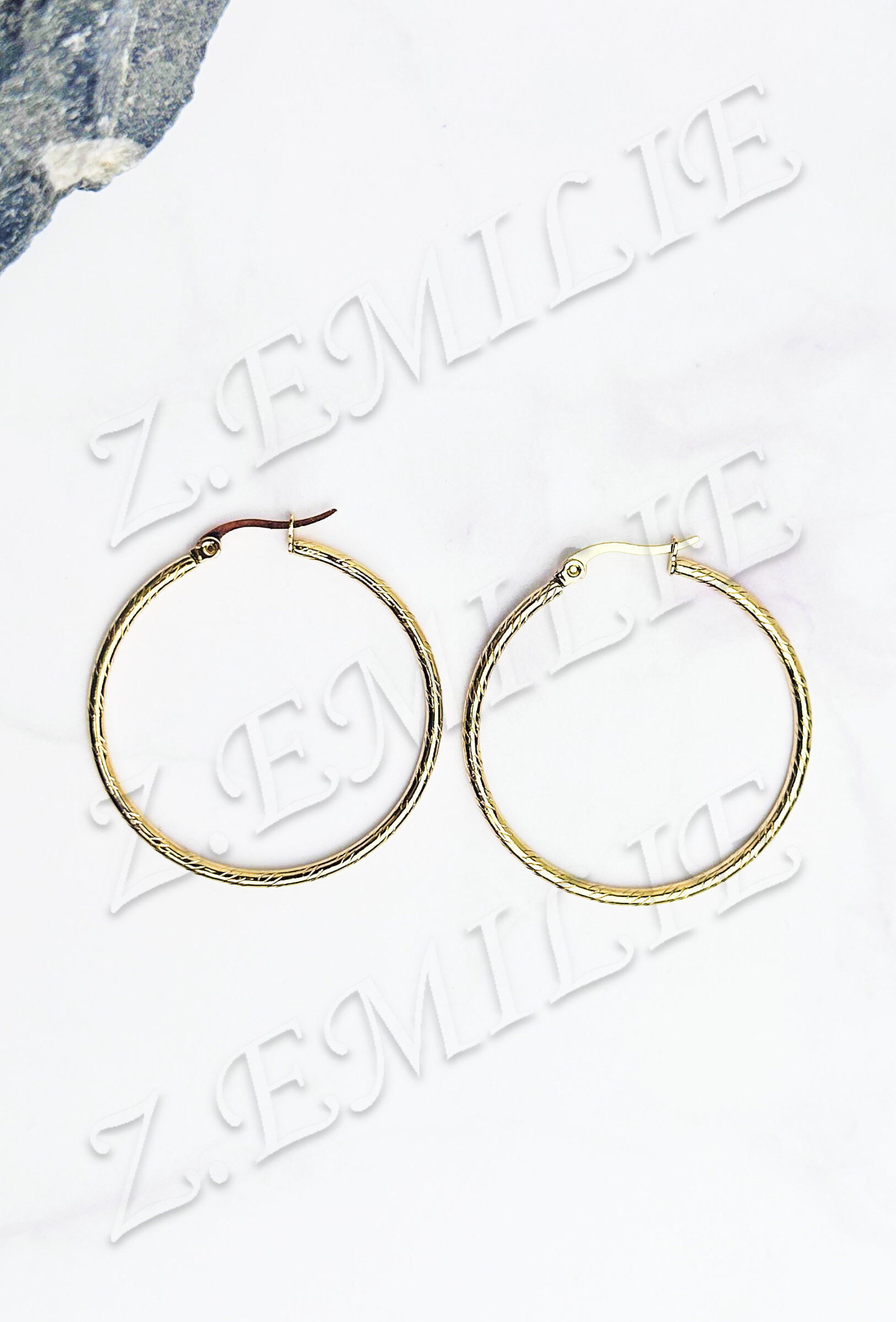 Wholesaler Z. Emilie - Steel earring