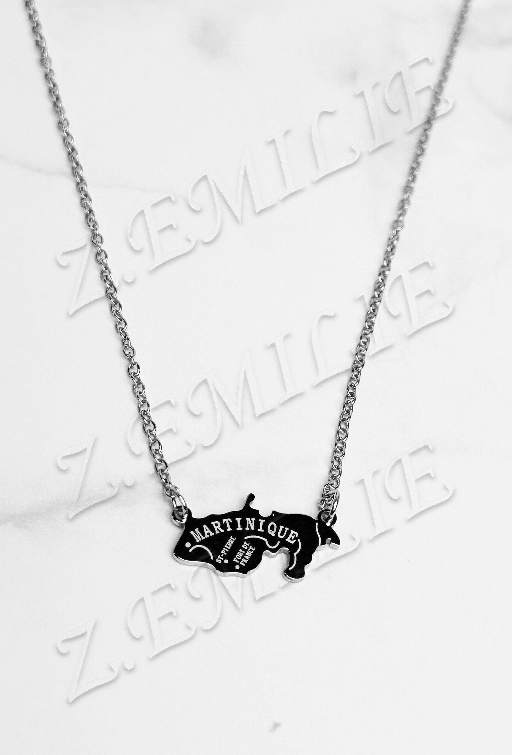 Wholesaler Z. Emilie - "Maman d'amour" message steel necklace