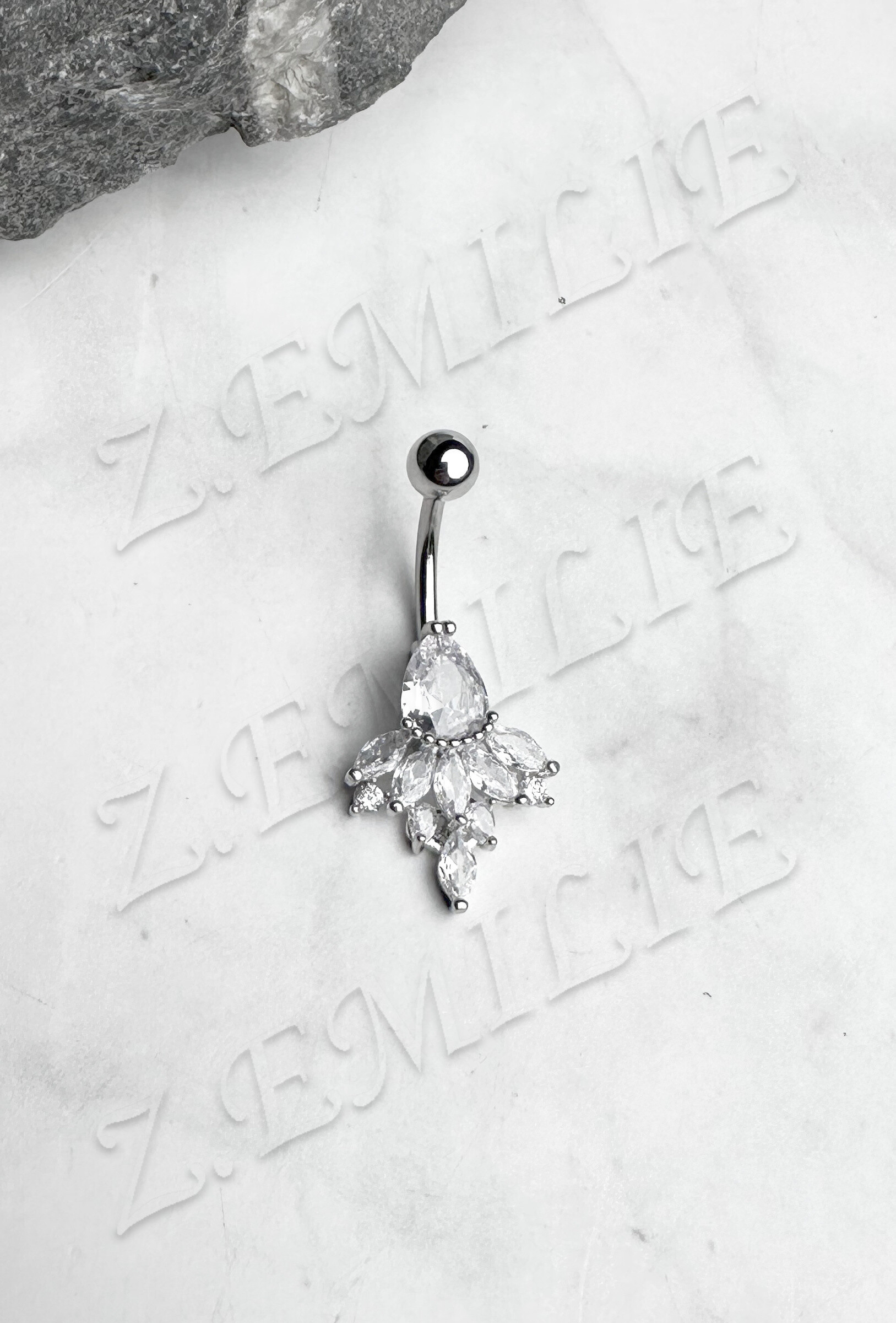 Wholesaler Z. Emilie - Zirconium heart navel piercing