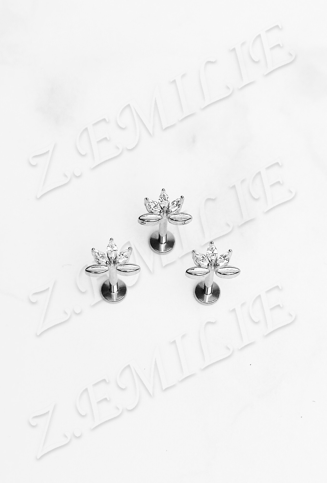 Grossista Z. Emilie - Piercing labbro zirconio 1.2x8mm