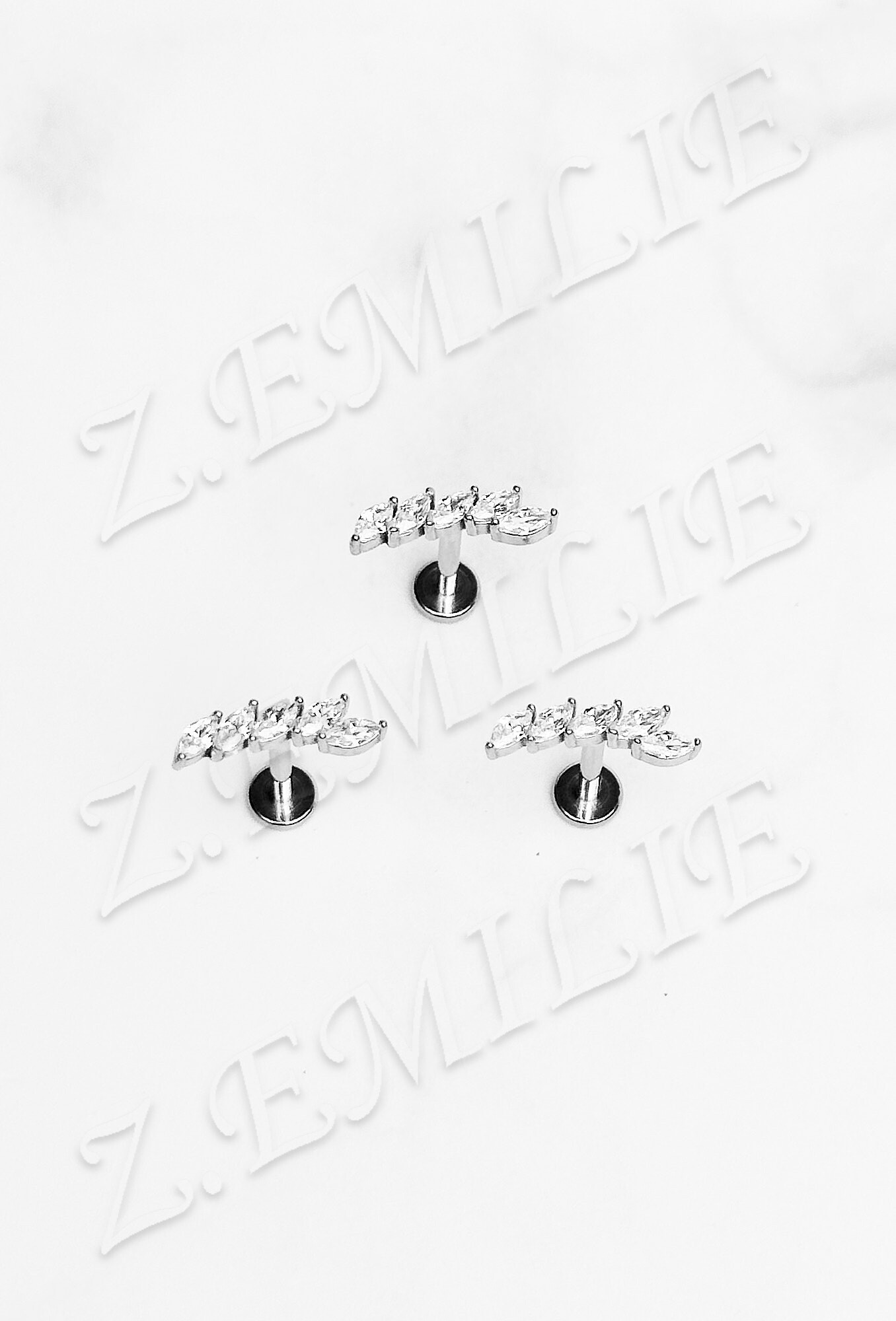 Grossista Z. Emilie - Piercing labbro zirconio 1.2x8mm