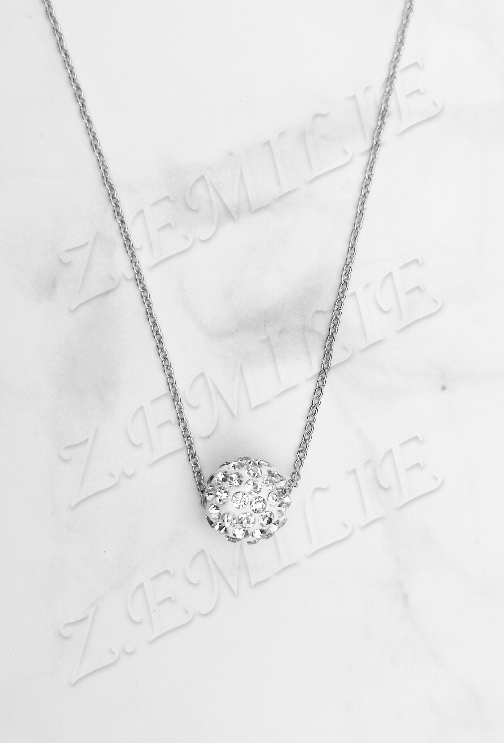Wholesaler Z. Emilie - Shamballa ball necklace