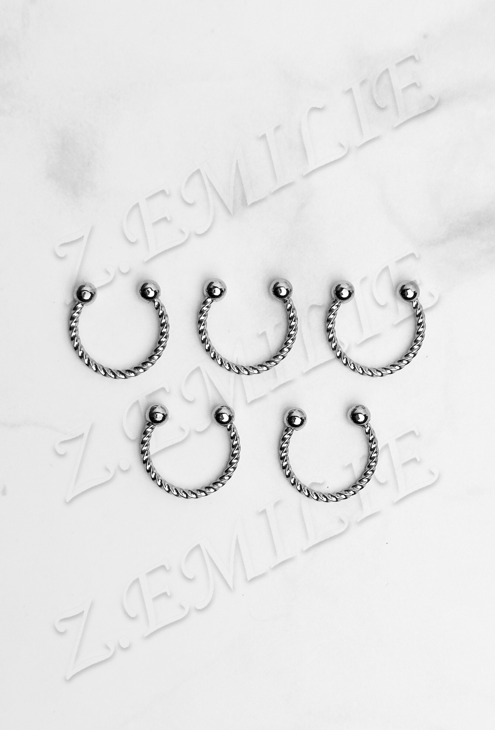 Wholesaler Z. Emilie - Universal Ringing Ringing Ringing Ring