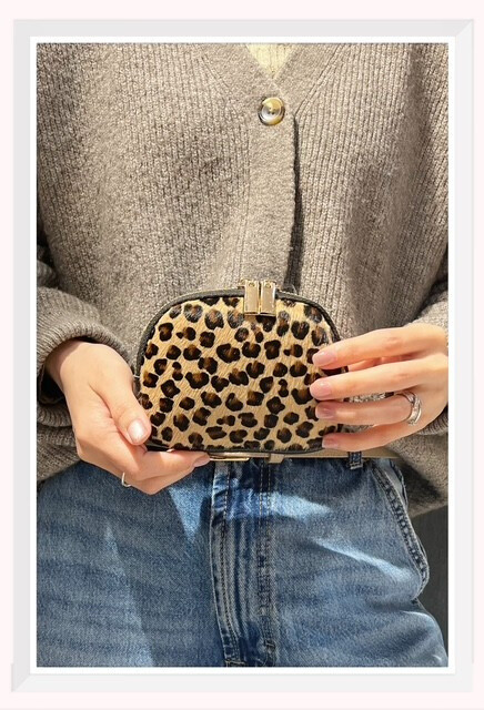 Wholesaler Z & Z - Animal pattern or plain leather purse