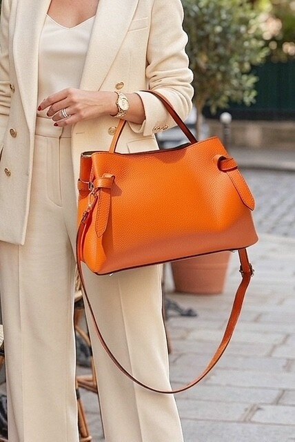 Wholesaler Z & Z - Grained leather handbag