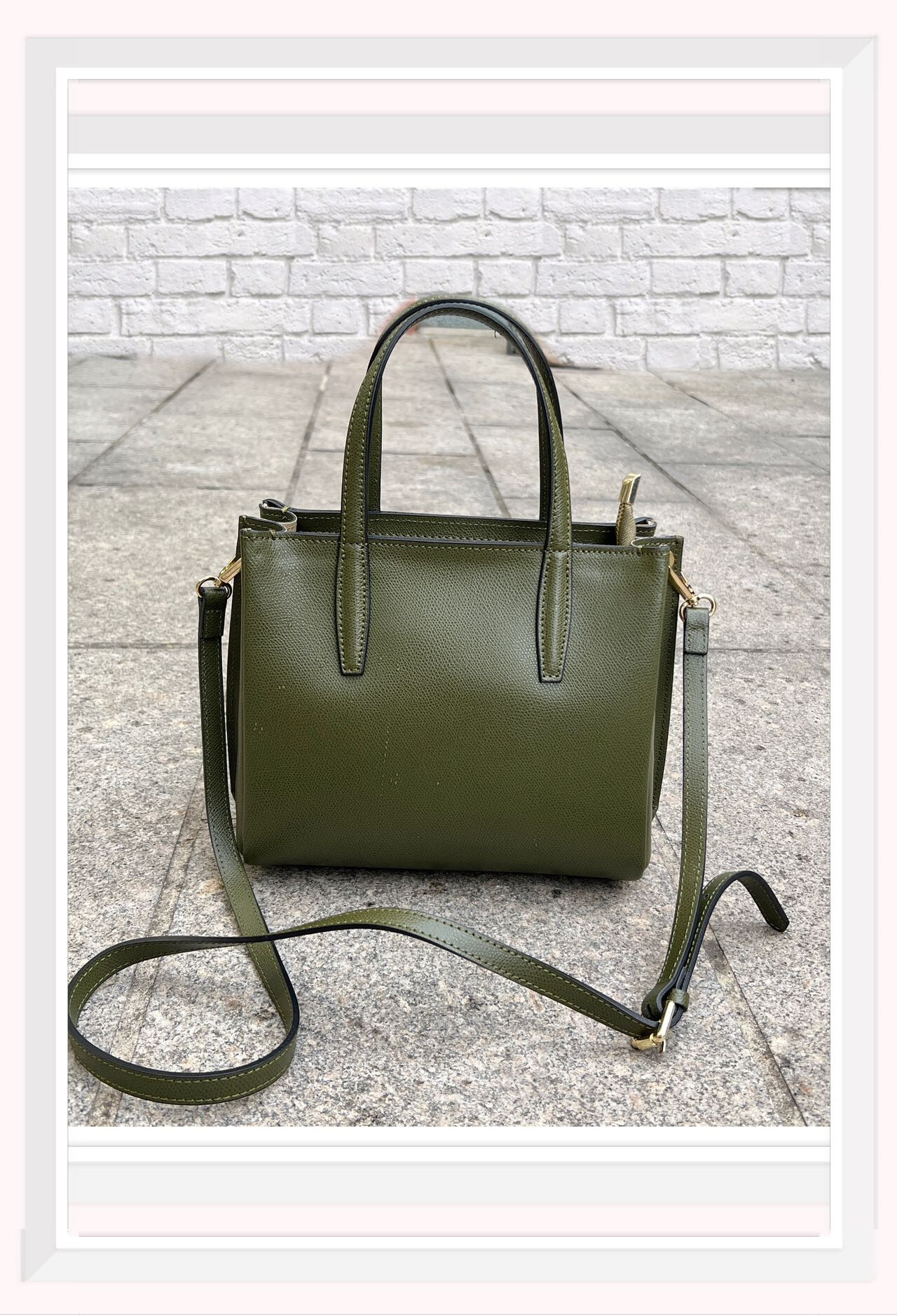 Grossiste Z & Z - Sac à main en cuir modèle rigide