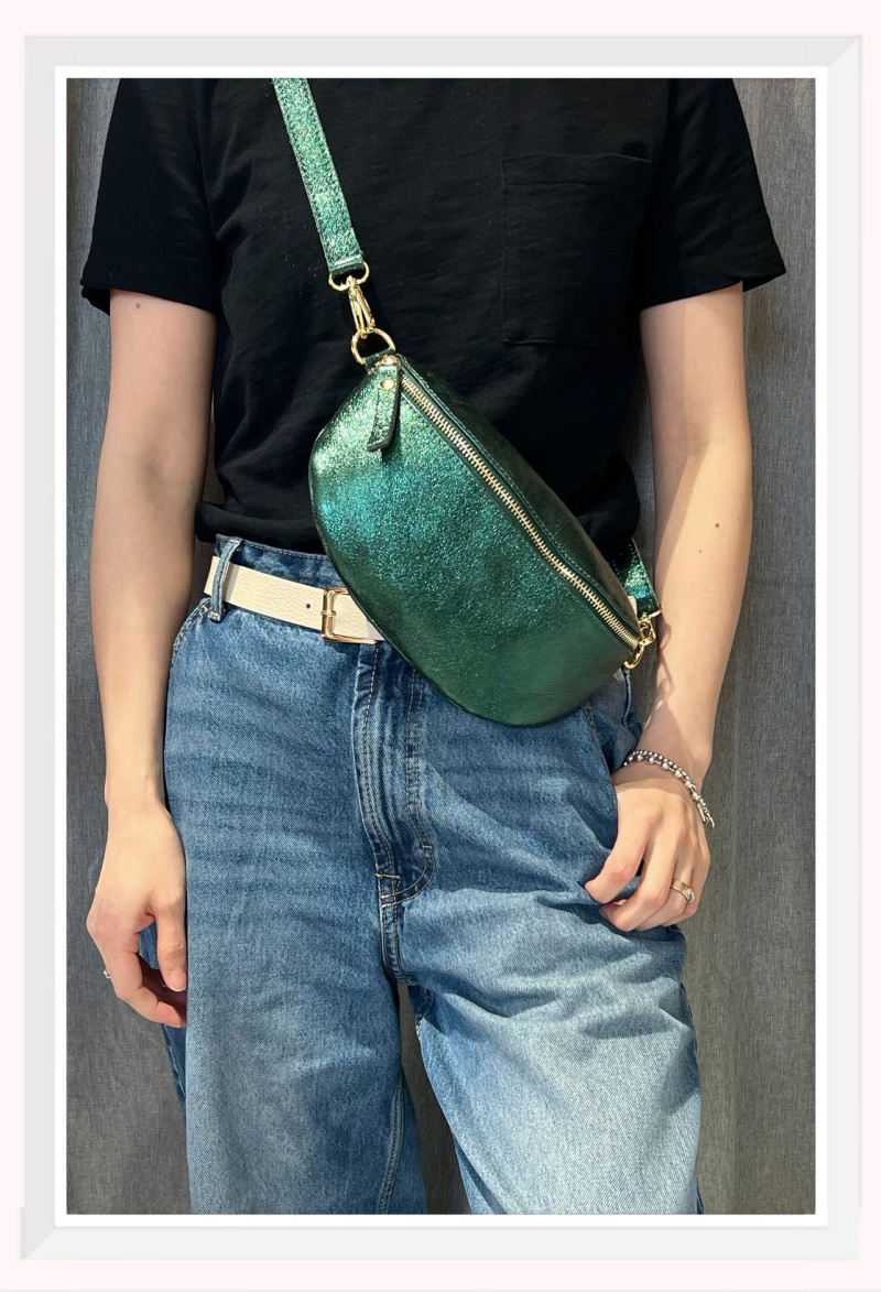 Wholesaler Z & Z - Small iridescent leather fanny pack