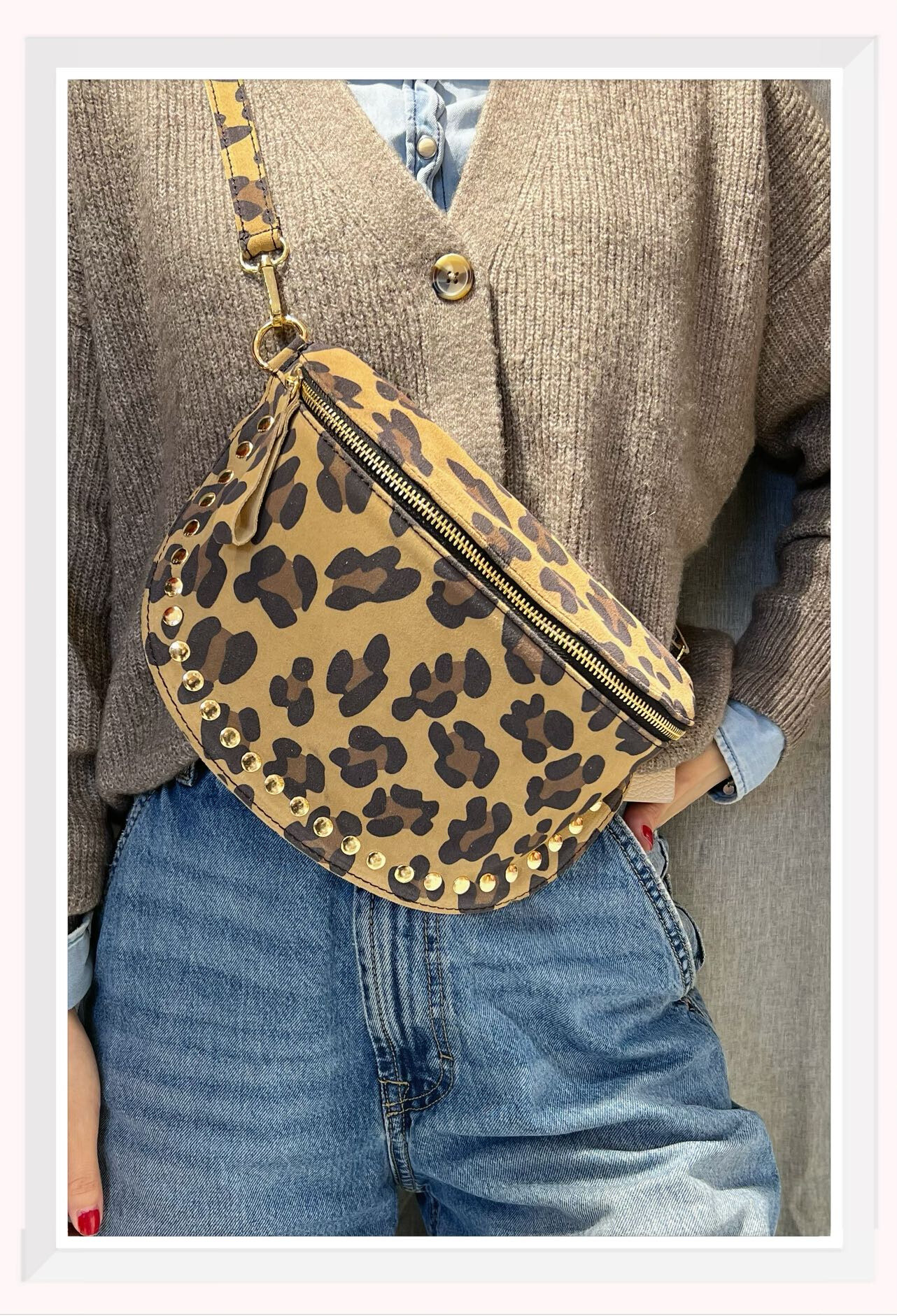 Wholesaler Z & Z - Leopard print suede fanny pack