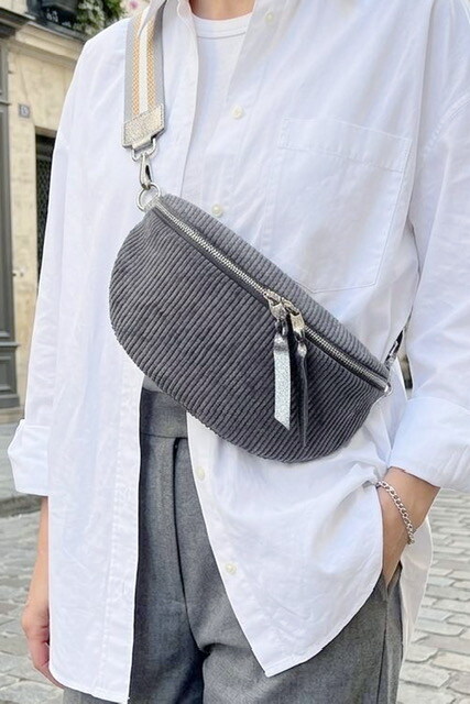 Großhändler Z & Z - Samt-Bauchtasche