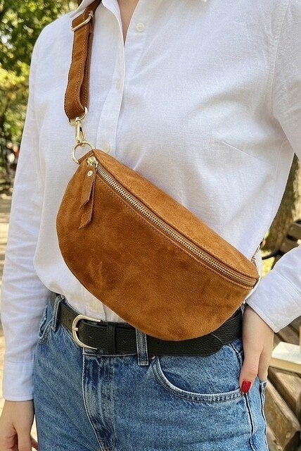 Großhändler Z & Z - Gürteltasche aus Wildleder