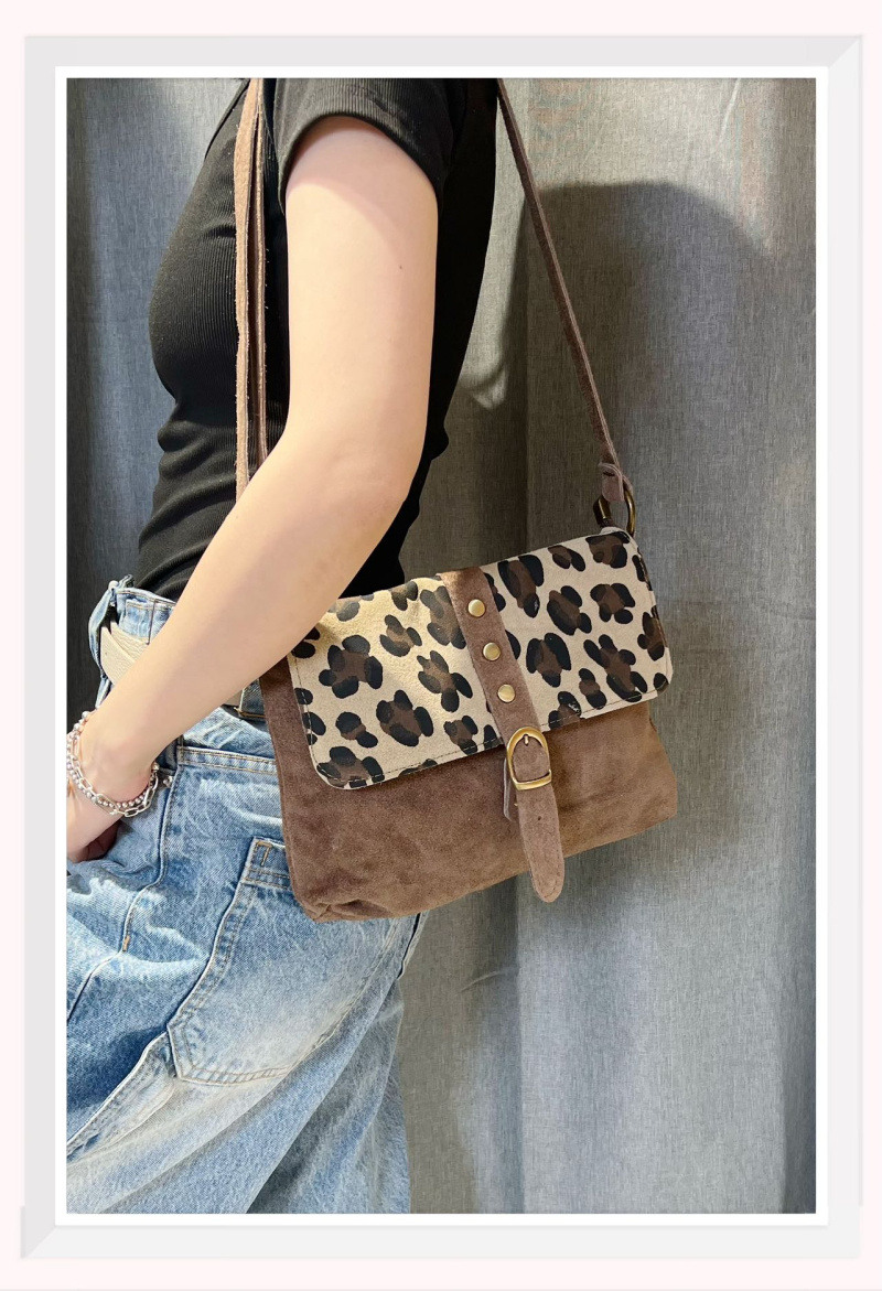 Wholesaler Z & Z - Leopard flap suede shoulder bag