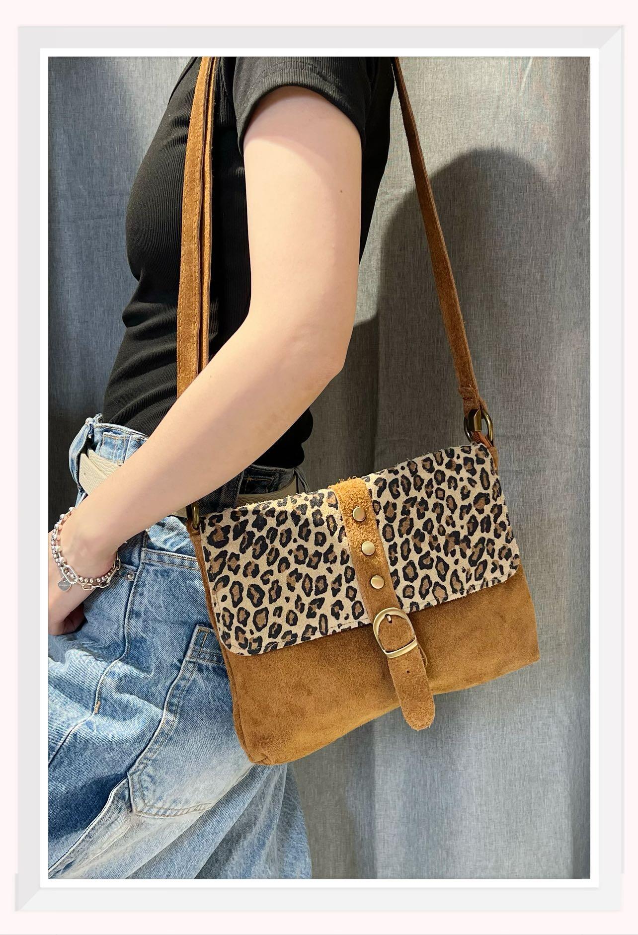 Wholesaler Z & Z - Suede shoulder bag