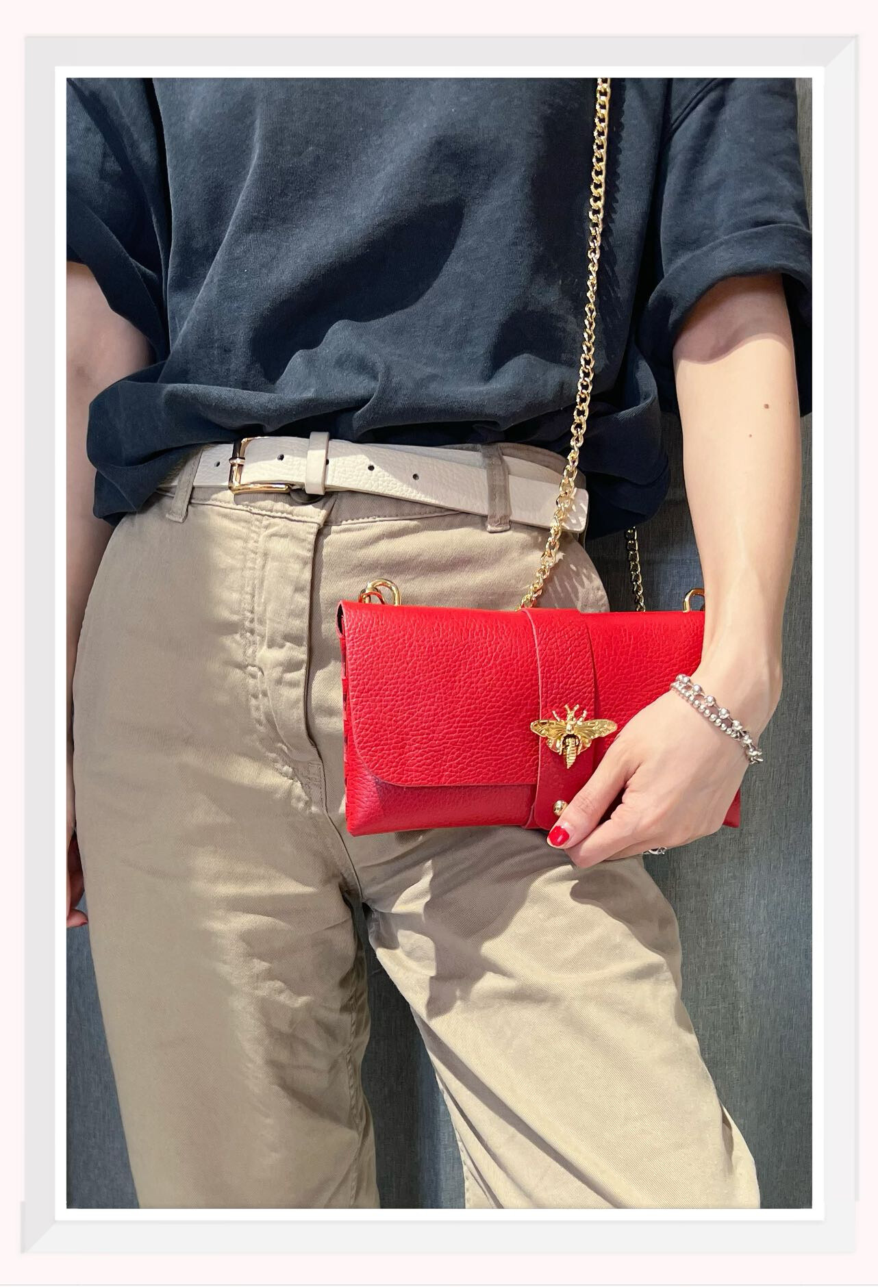 Wholesaler Z & Z - Grained leather or iridescent leather bag decorated with decorated clasp bee