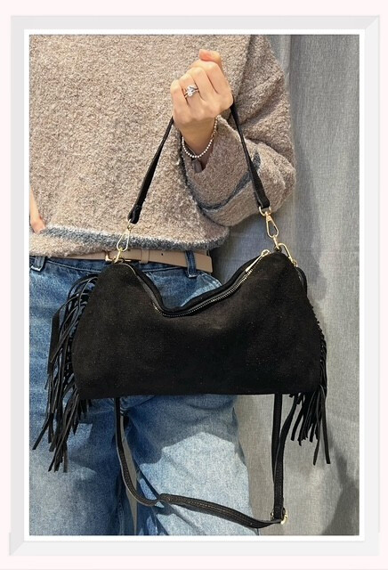 Wholesaler Z & Z - Suede shoulder bag with fringes on the sides