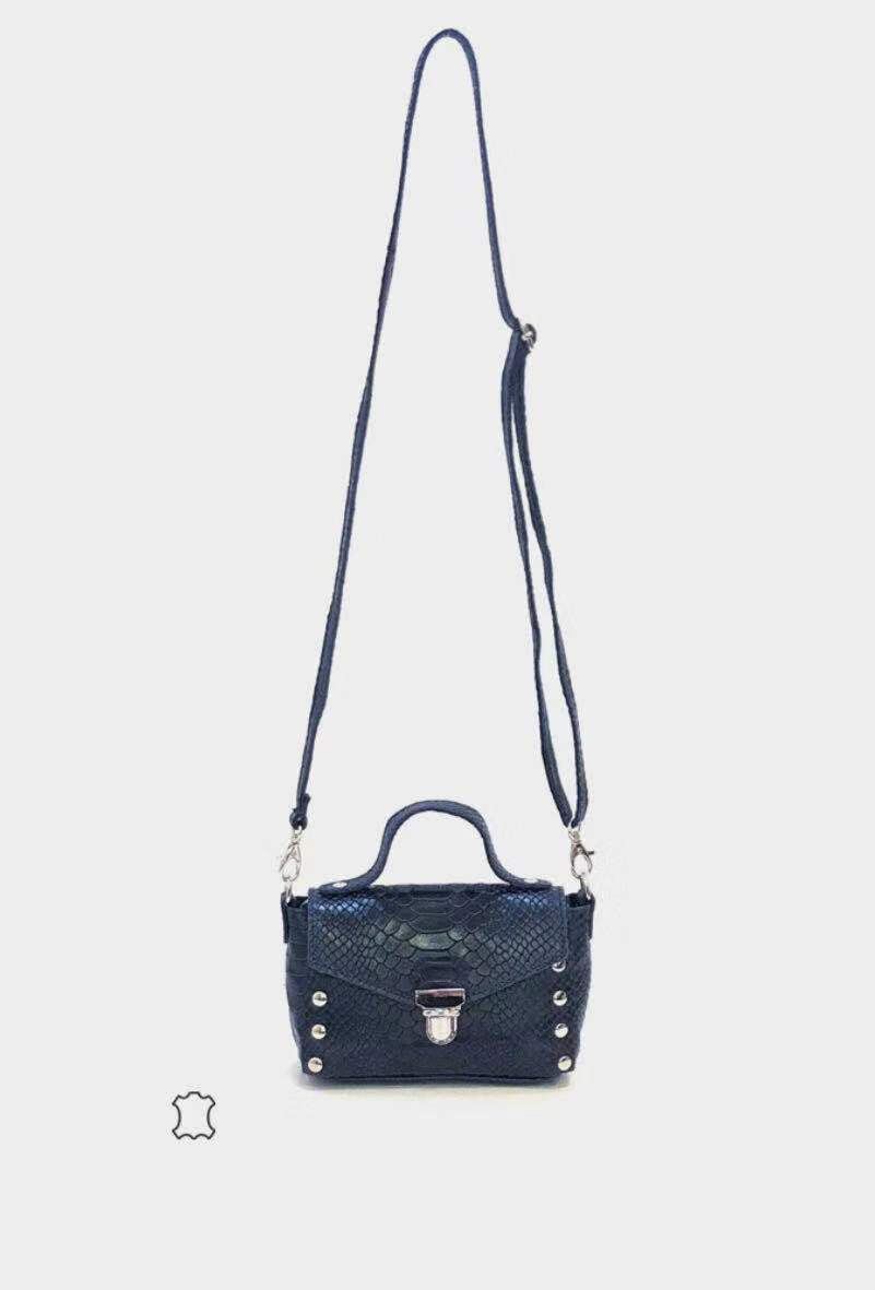 Grossiste Z & Z - Sac à banodulière en cuir imprimé python