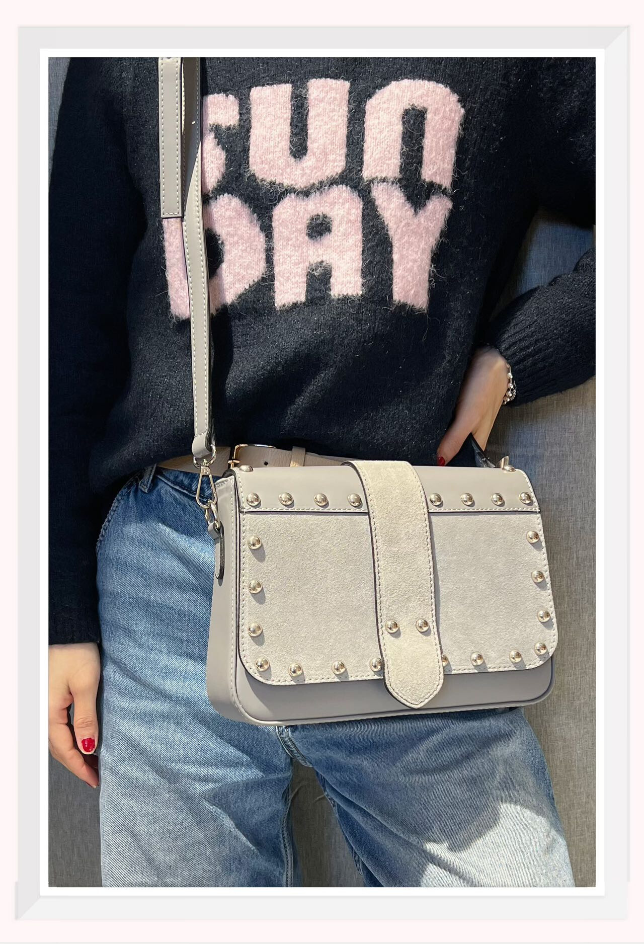 Grossiste Z & Z - Sac à bandoulière en cuir lisse et daim clouttés
