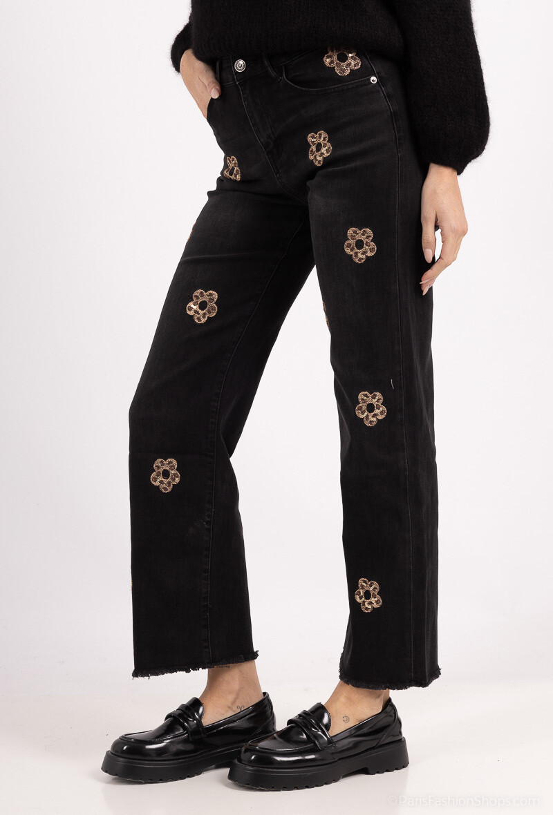 Wholesaler Zac & Zoé - Wide leg jeans embroidered with leopard pattern flowers