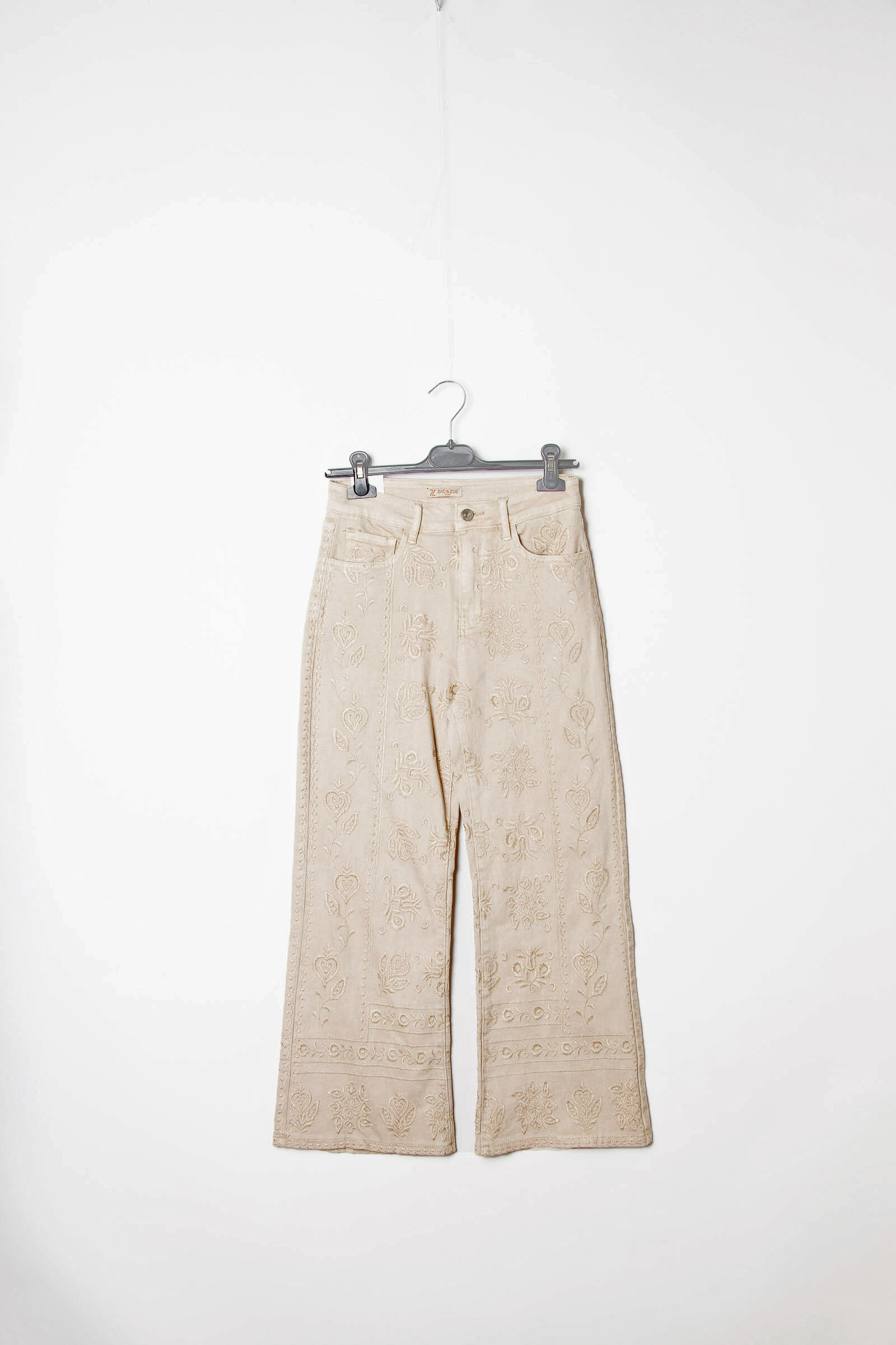 EMBROIDERED WIDE LEG JEANS