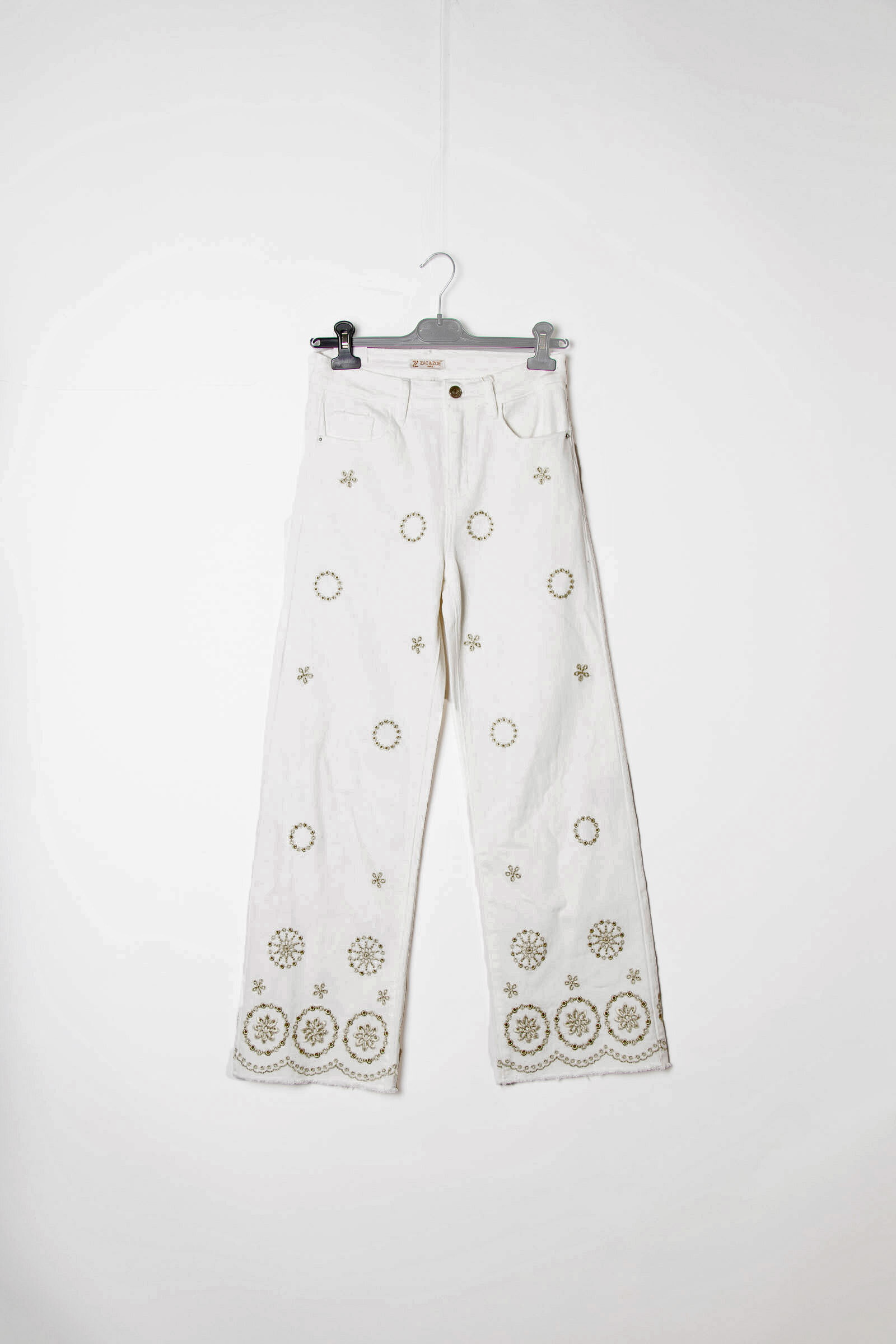 EMBROIDERED WIDE LEG JEANS