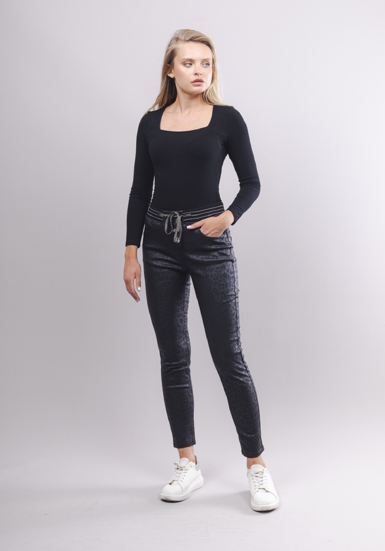 Wholesaler Zac & Zoé - LEOPARD PRINT OIL FLEECE TROUSERS WITH ELASTIC WAISTBAND