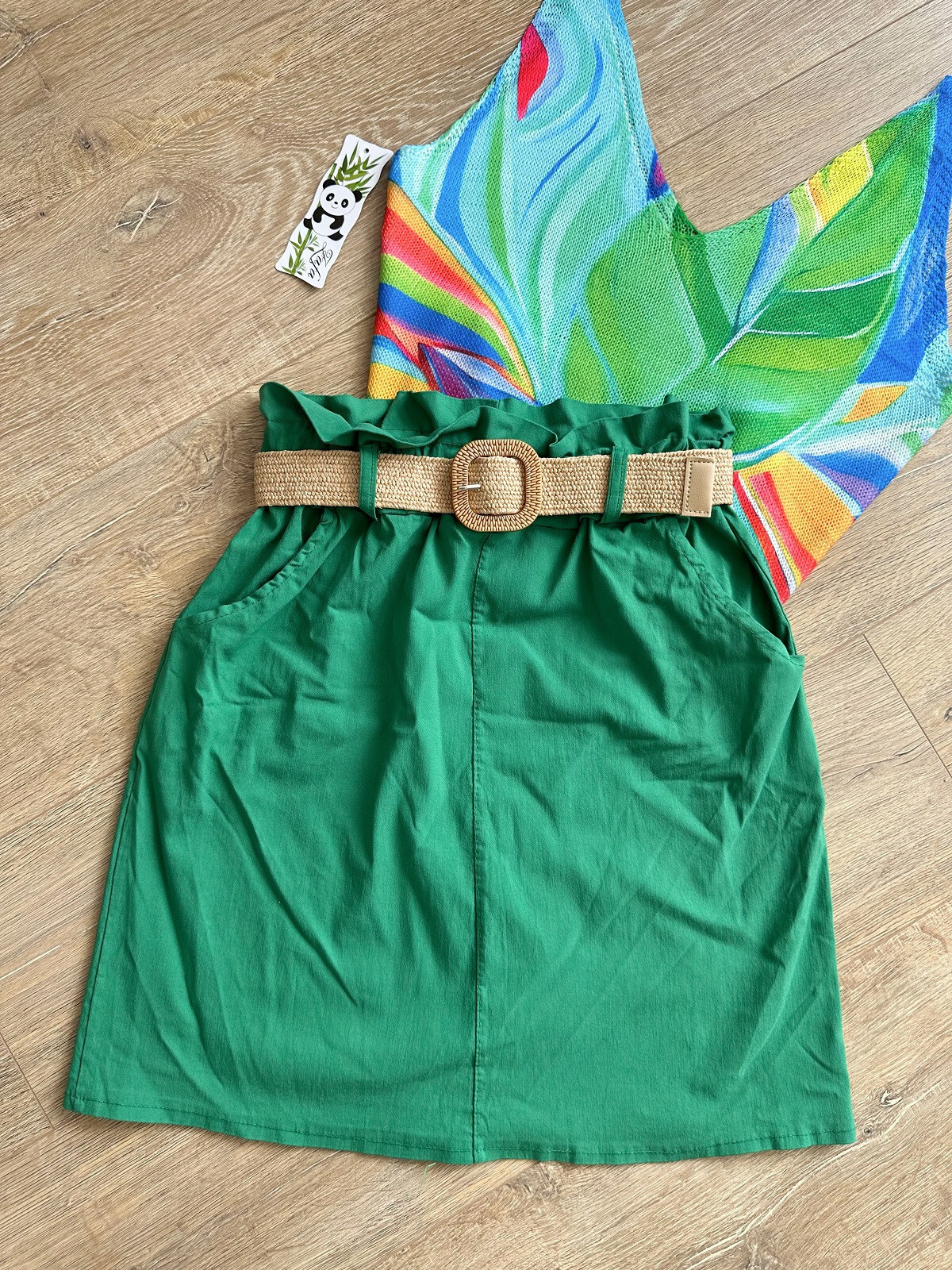 Wholesaler Zafa - Skirt with pocket features an elastic braided waistband