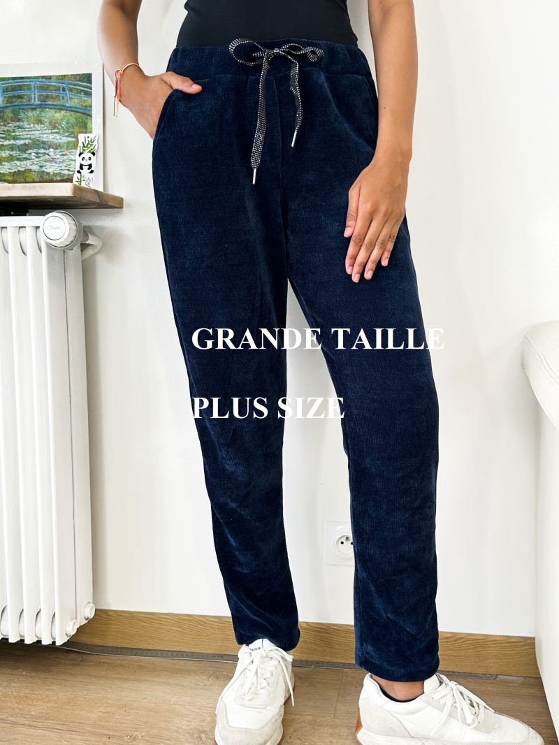 Wholesaler Zafa - LARGE SIZE: Velvet jogger pants with front pocket.