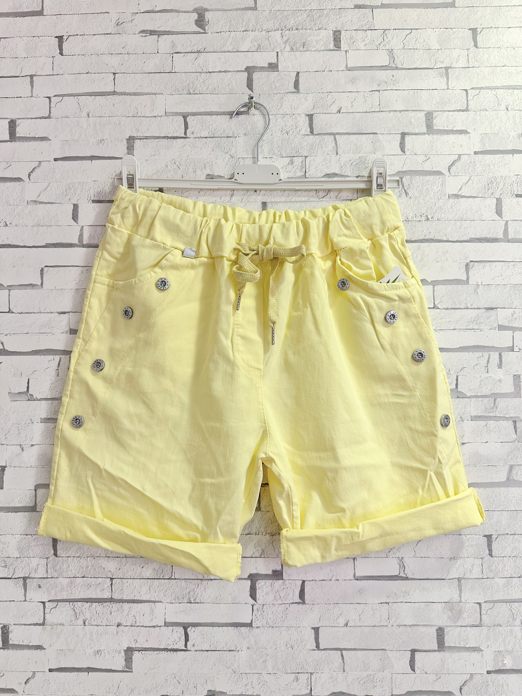 Großhändler Zafa - Magische Shorts mit Knopf