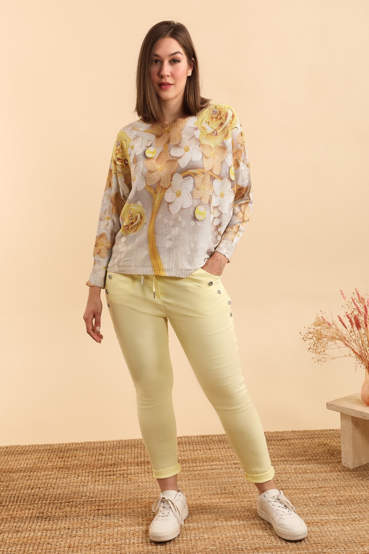 Wholesaler Zafa - Knitted sweater with gold lurex