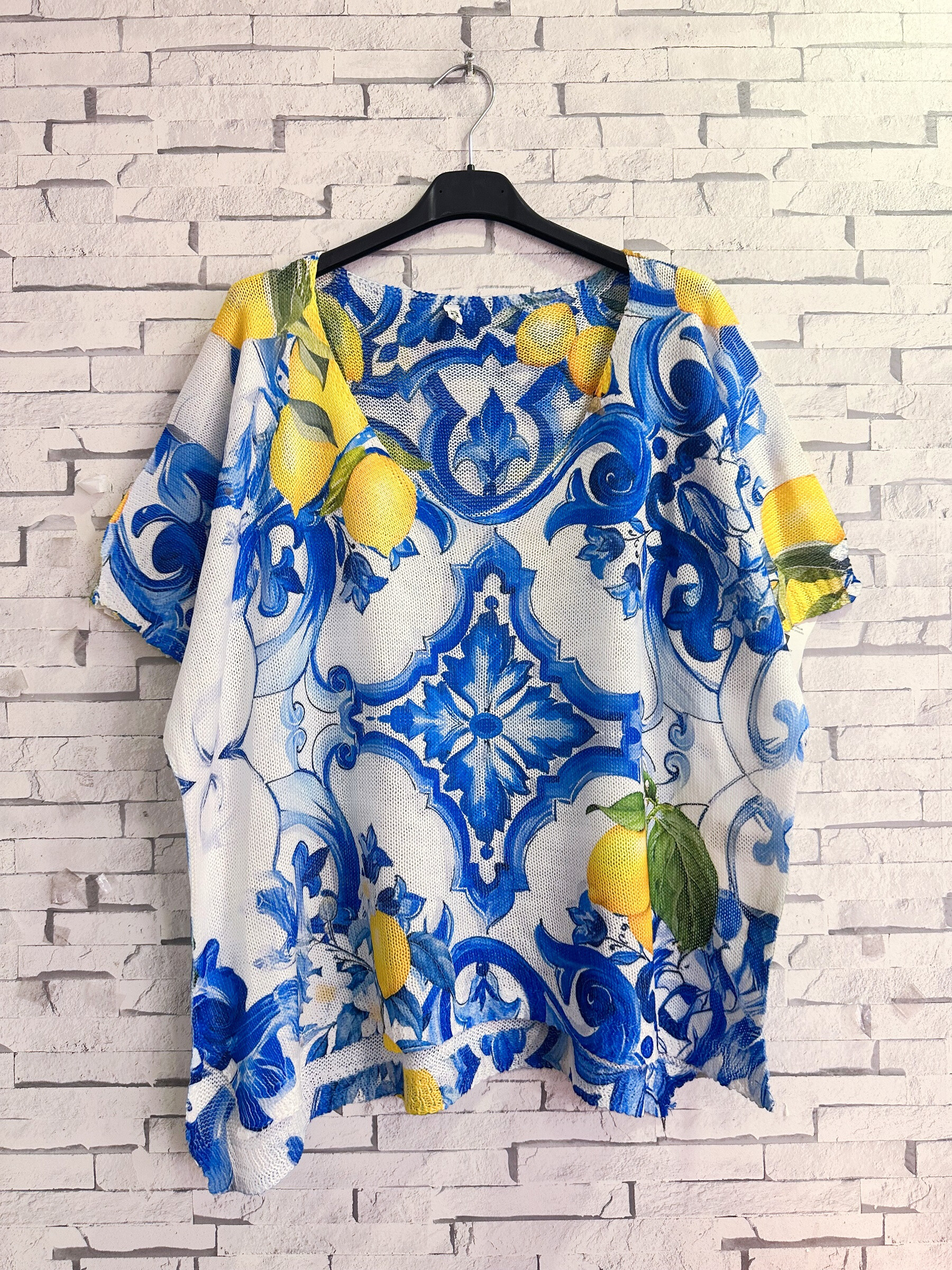 Wholesaler Zafa - Mesh effect T-Shirt, with V-neck