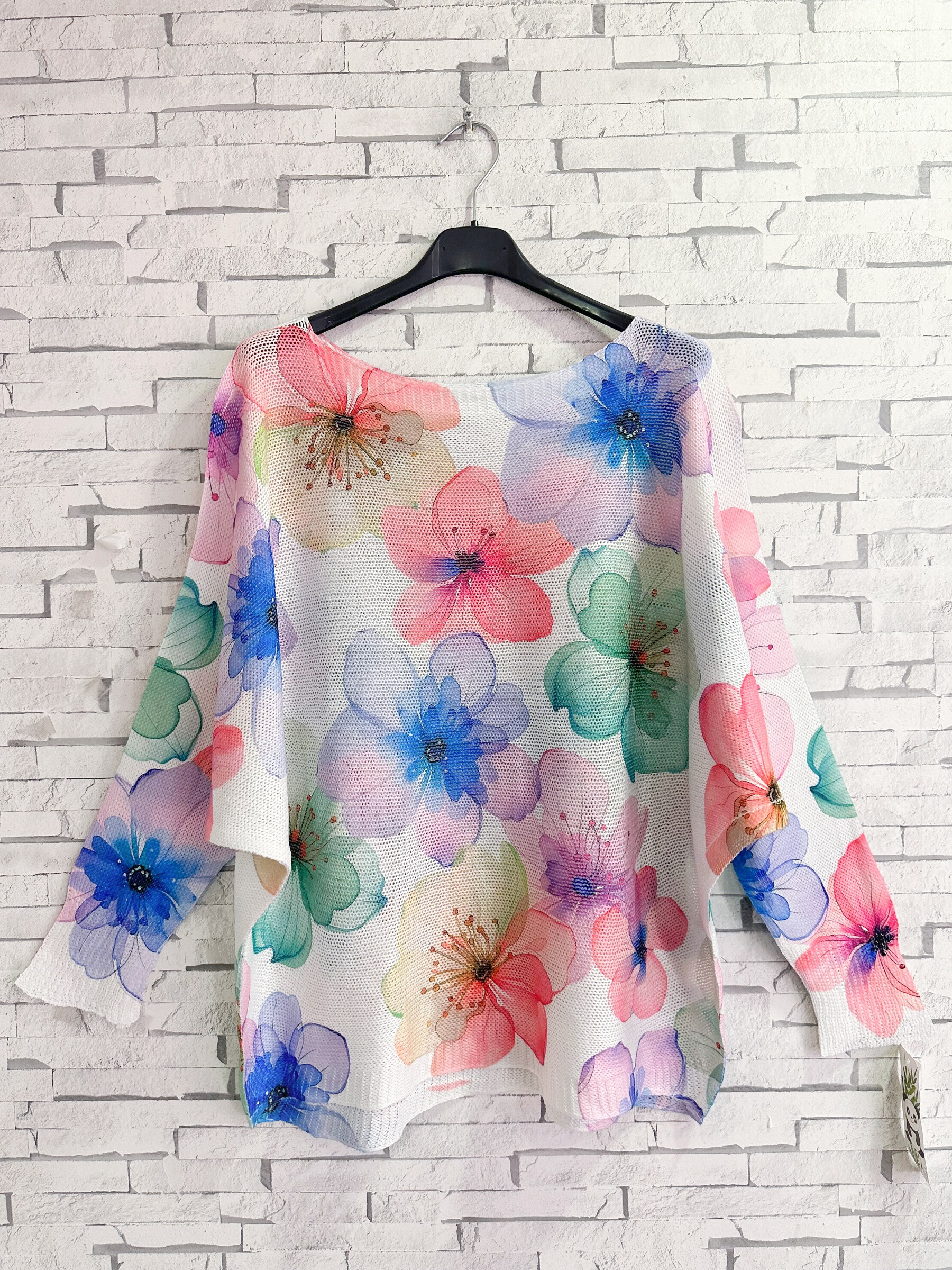 Wholesaler Zafa - Boat neck knitted sweater, printed