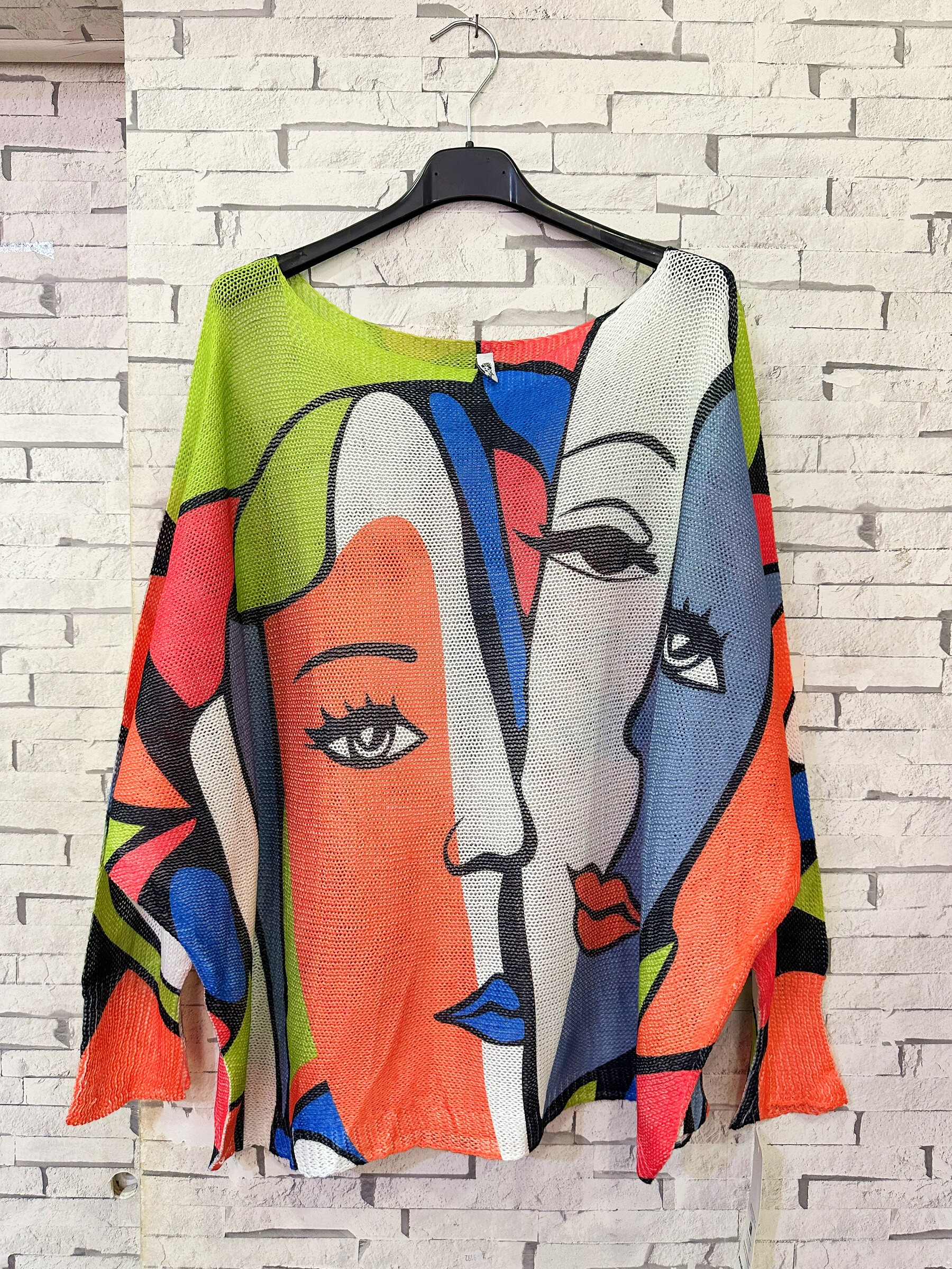 Wholesaler Zafa - Boat neck knitted sweater, printed