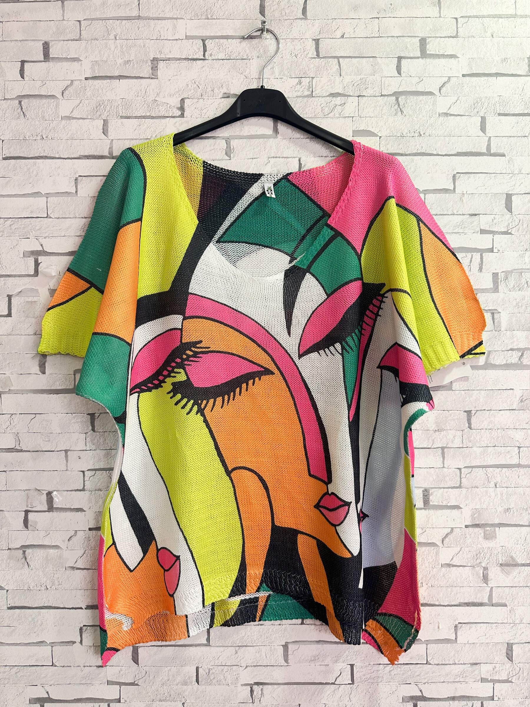 Wholesaler Zafa - Mesh effect T-Shirt, with V-neck