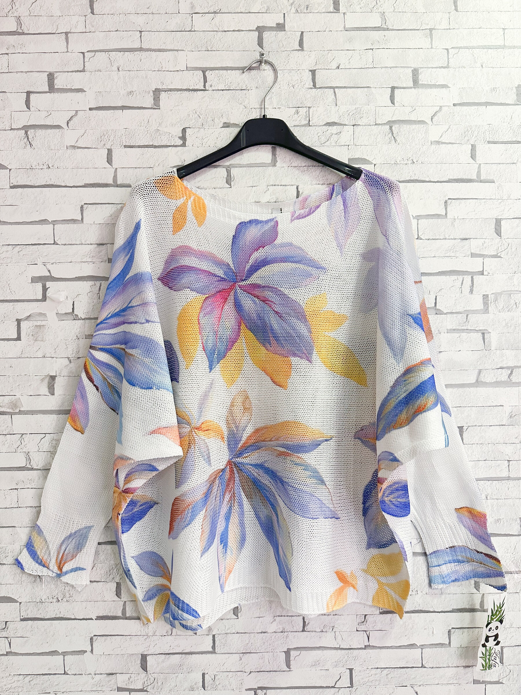 Wholesaler Zafa - Boat neck knitted sweater, printed