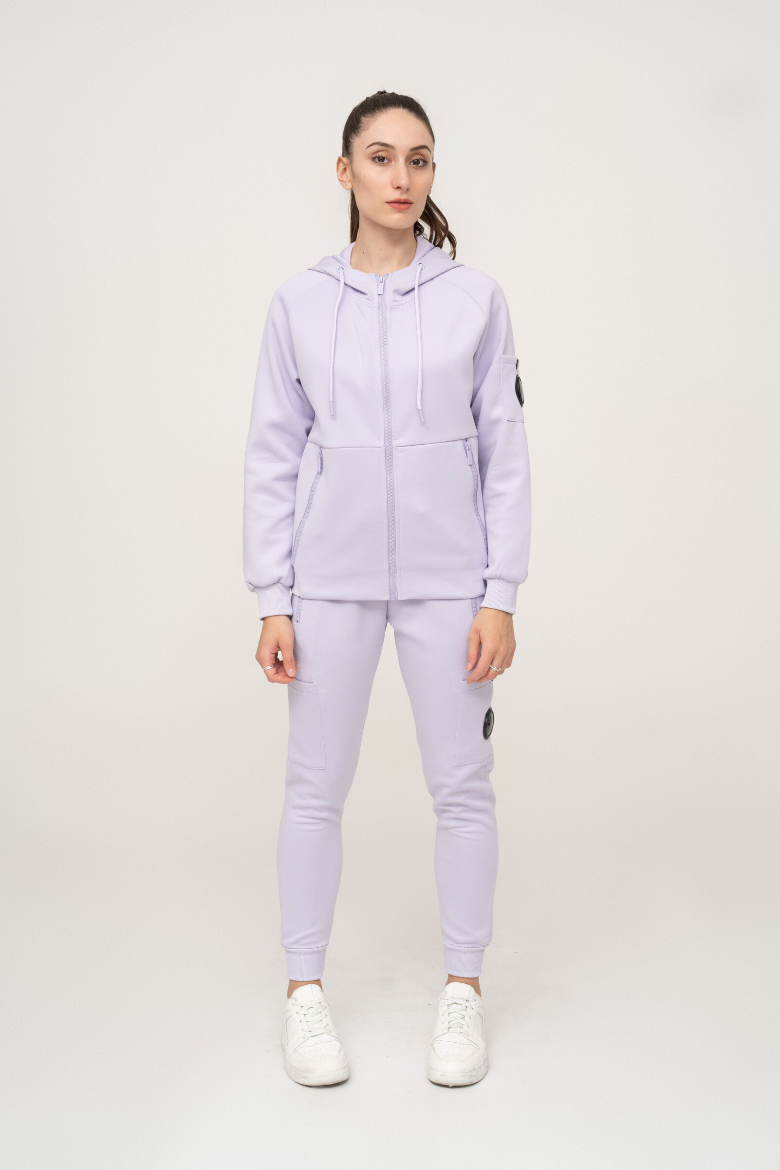 Wholesaler Zayne Paris - Matching jogging set with lens on arm