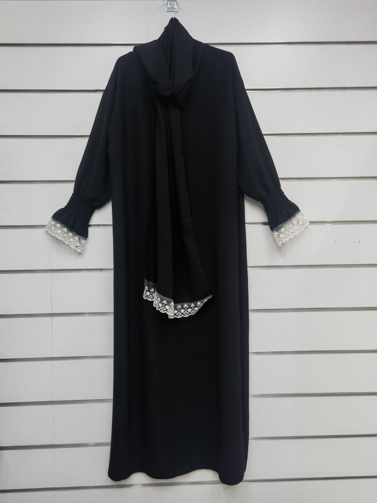 Grossiste ZC MODE - abaya avec manchette Elastique et dentelle