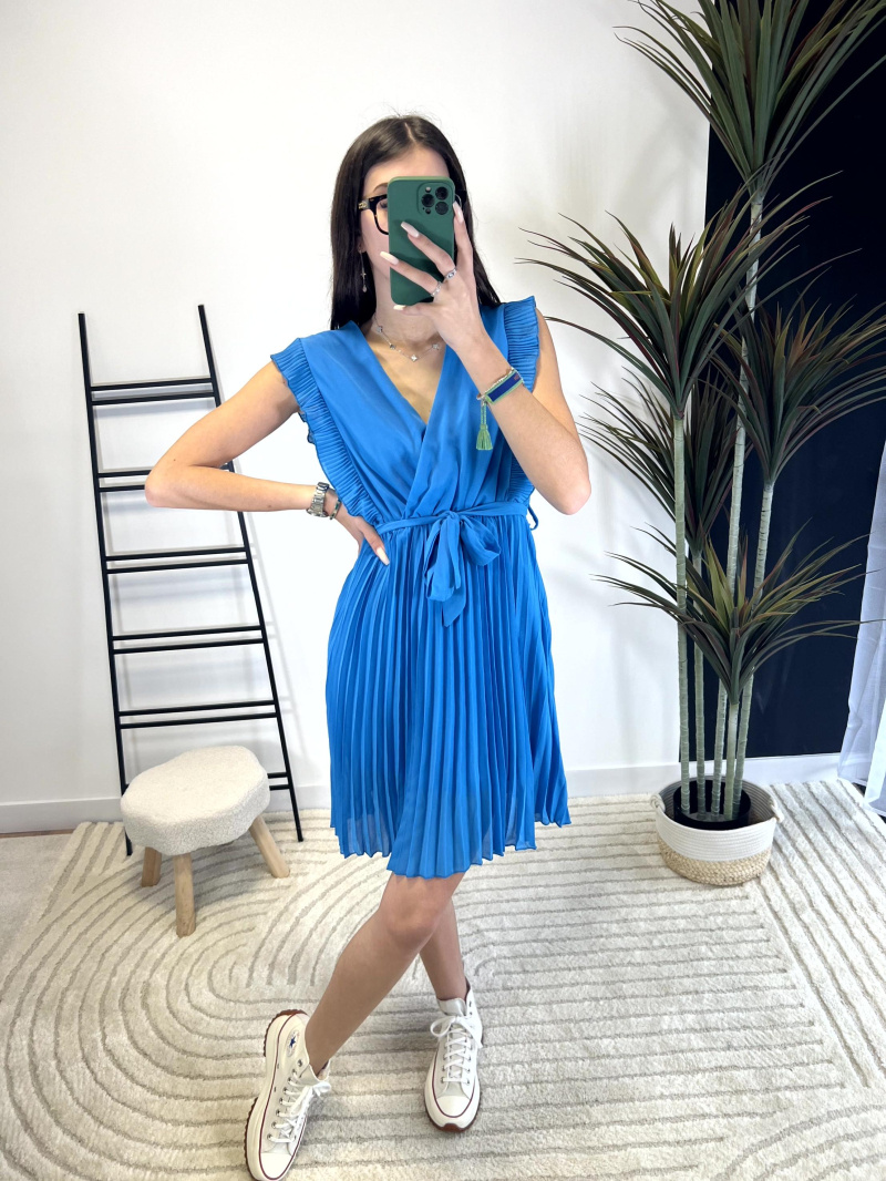 Grossiste Zoe Mode (Elena Z) - Robe courte uni /  plissée