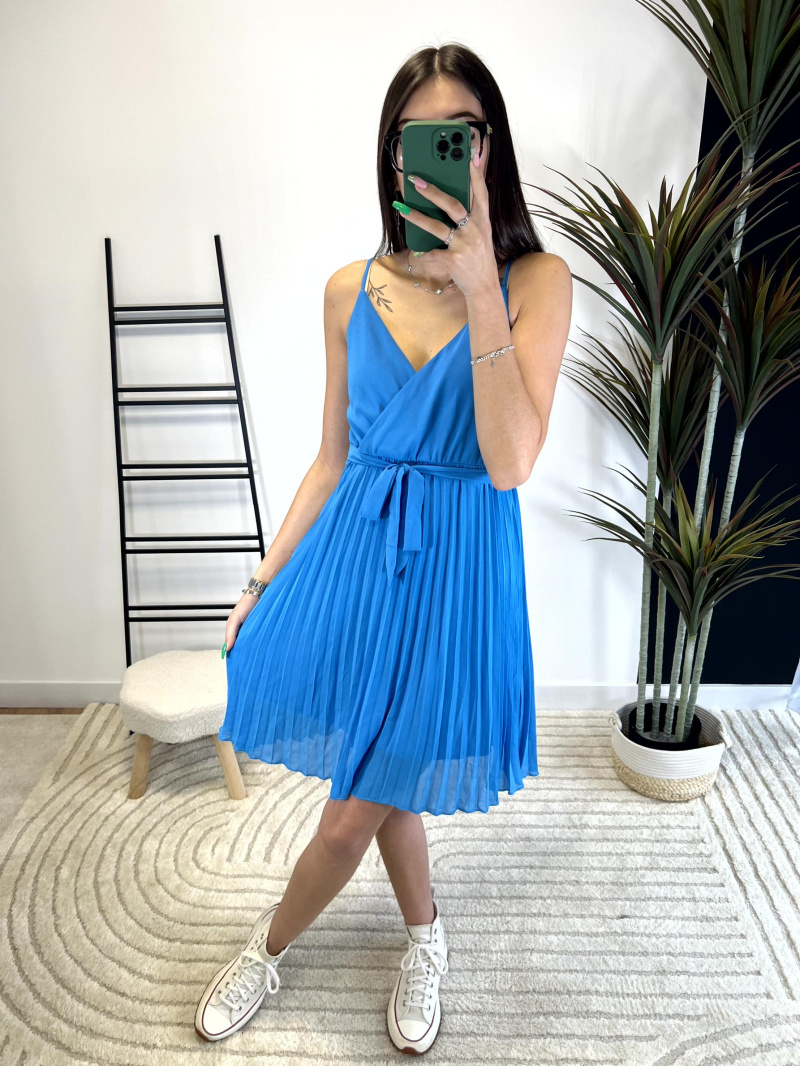 Grossiste Zoe Mode (Elena Z) - Robe courte uni / plissée