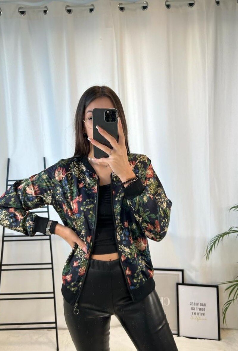 Wholesaler Zoe Mode (Elena Z) - Flower printed zipped jacket