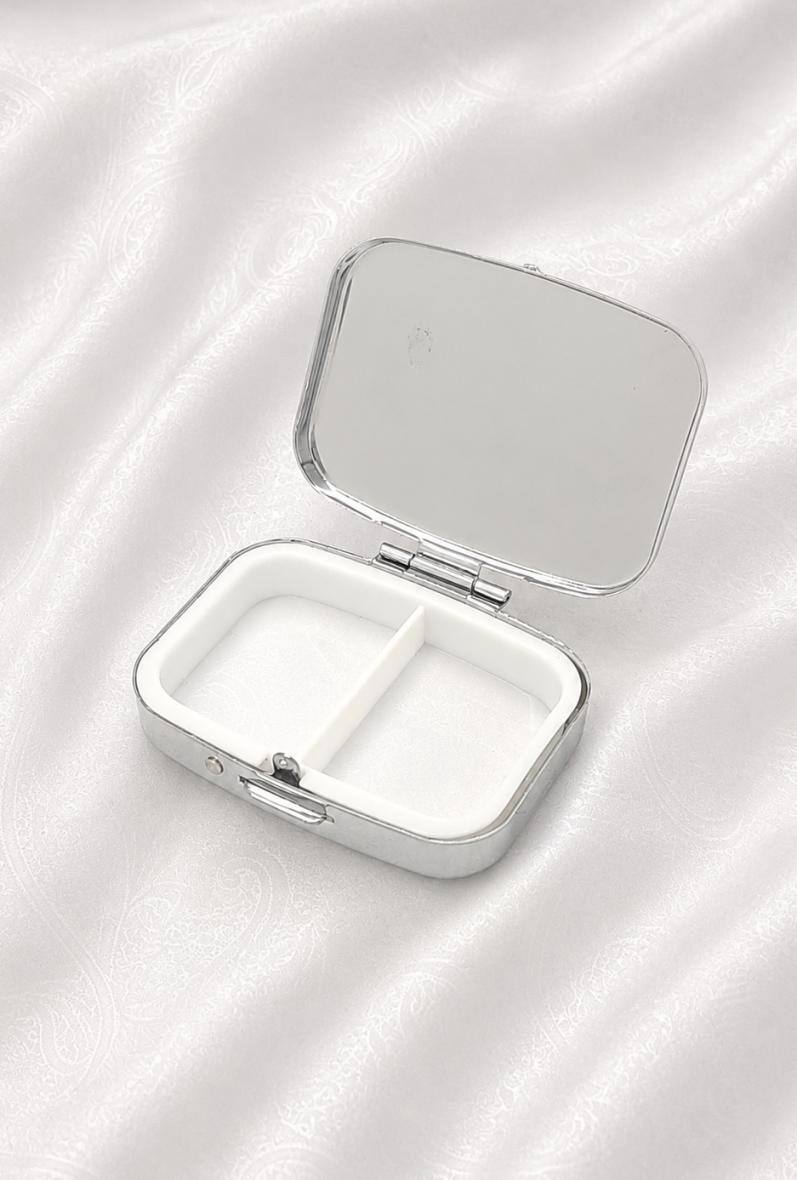 Grossiste Bijoussimo - Pilulier acier rectangle arrondi (55mm x 40mm x 14mm - Gravable)