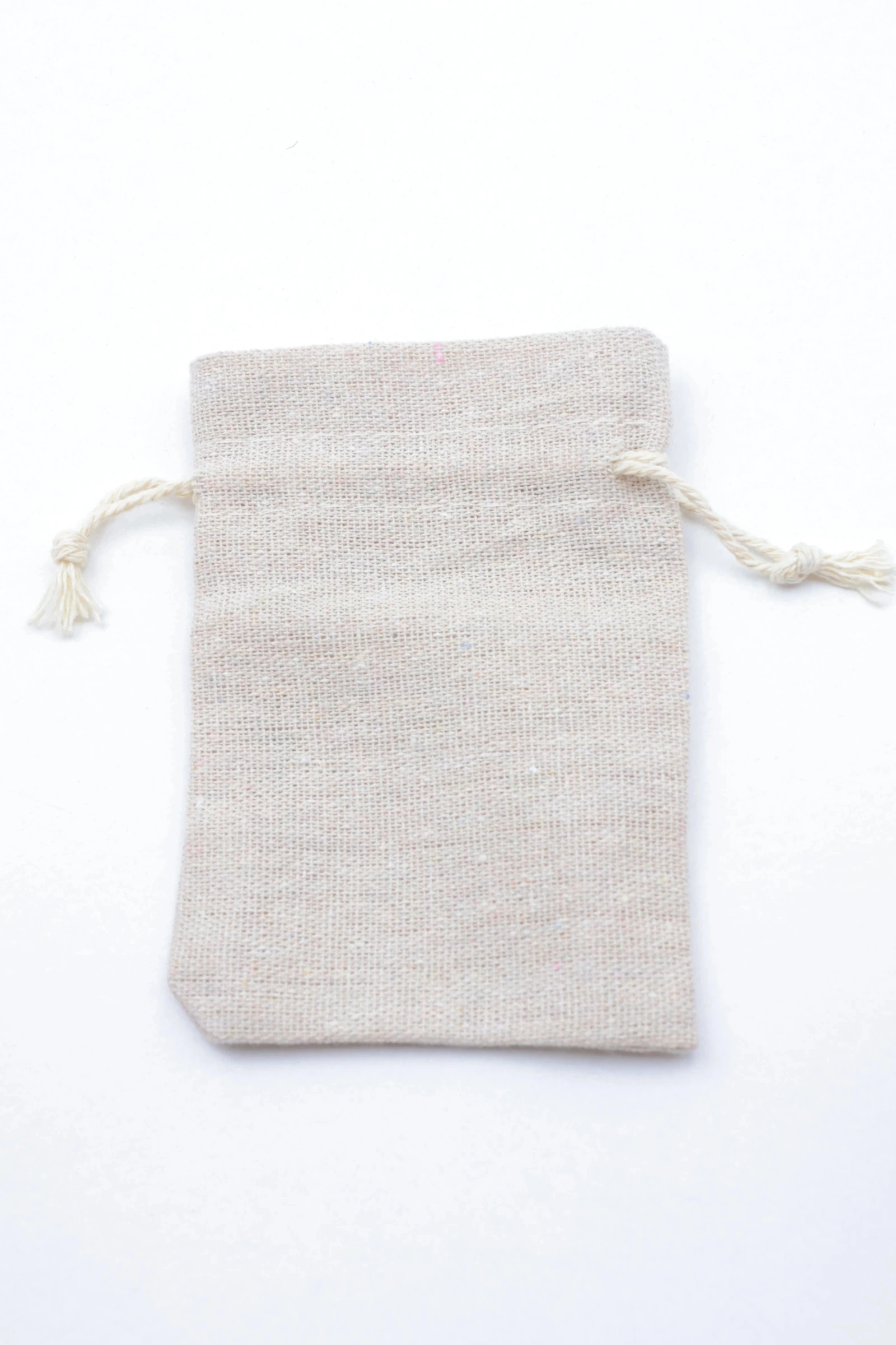 Wholesaler Bijoux Mystères - Set of 50 large linen pouches