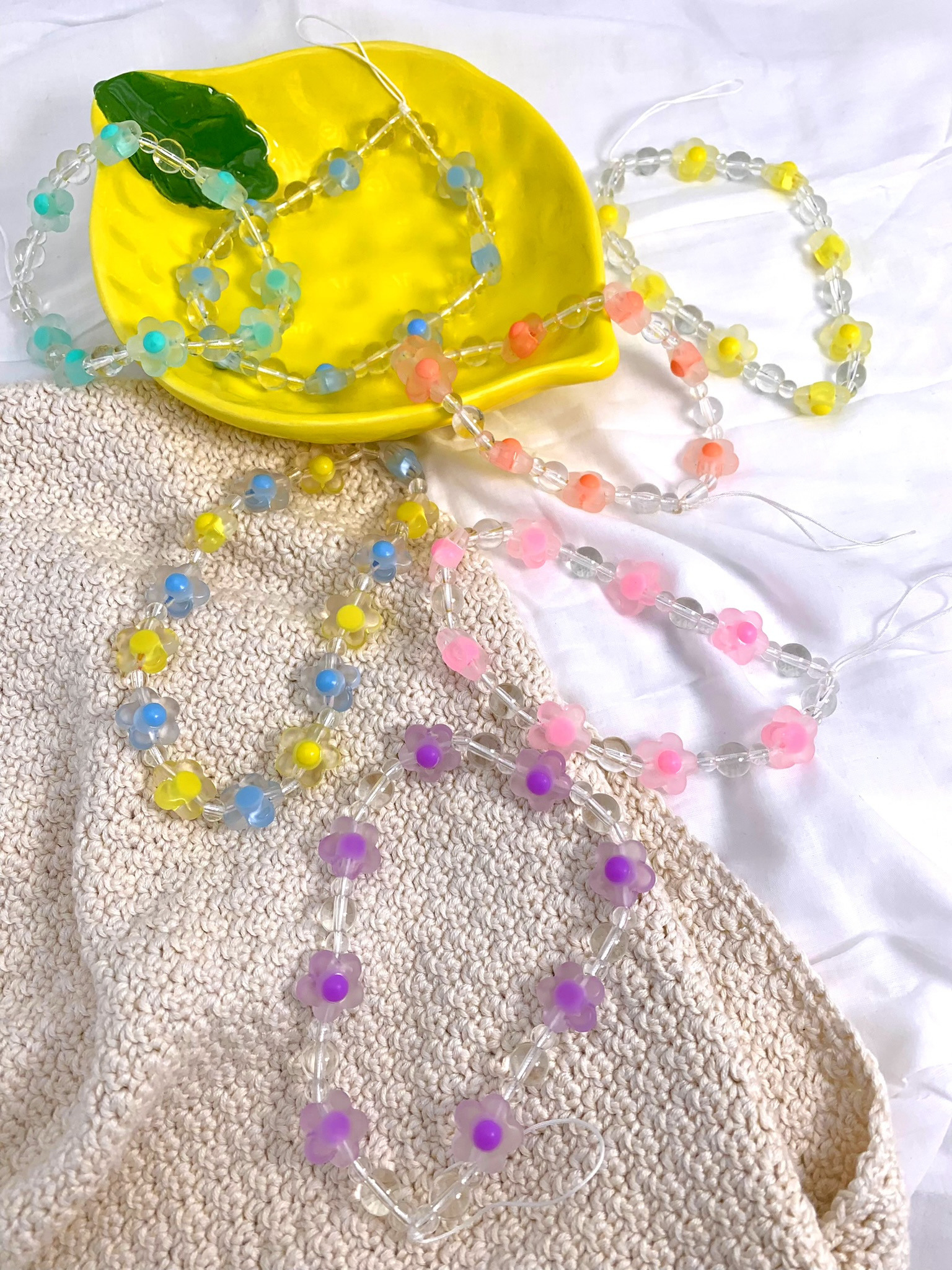 Wholesaler ÉLINE L'ATELIER - Flower phone chain