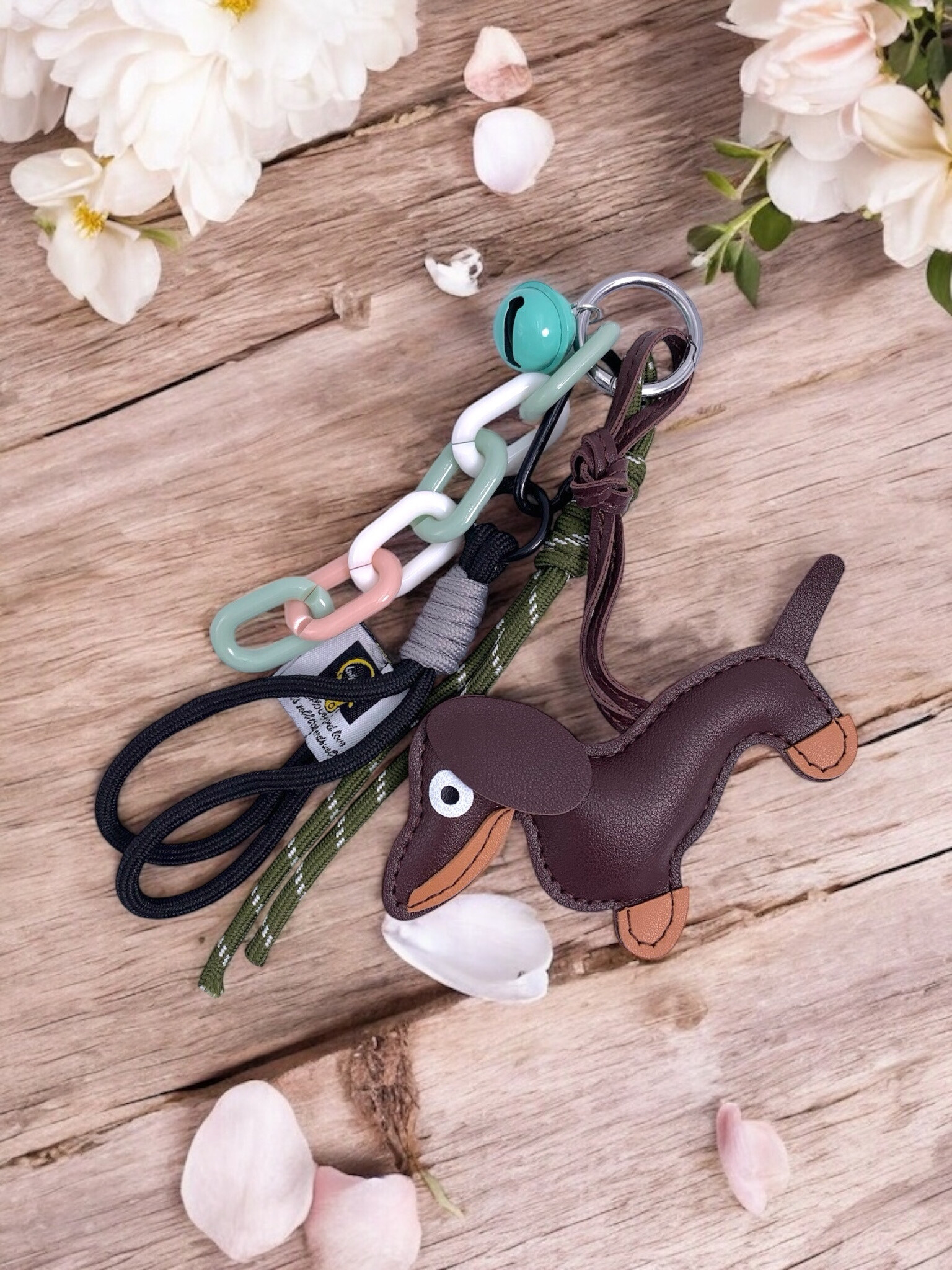 Grossiste ÉLINE L'ATELIER - Bijou de sac et porte-clé Chien et clochette