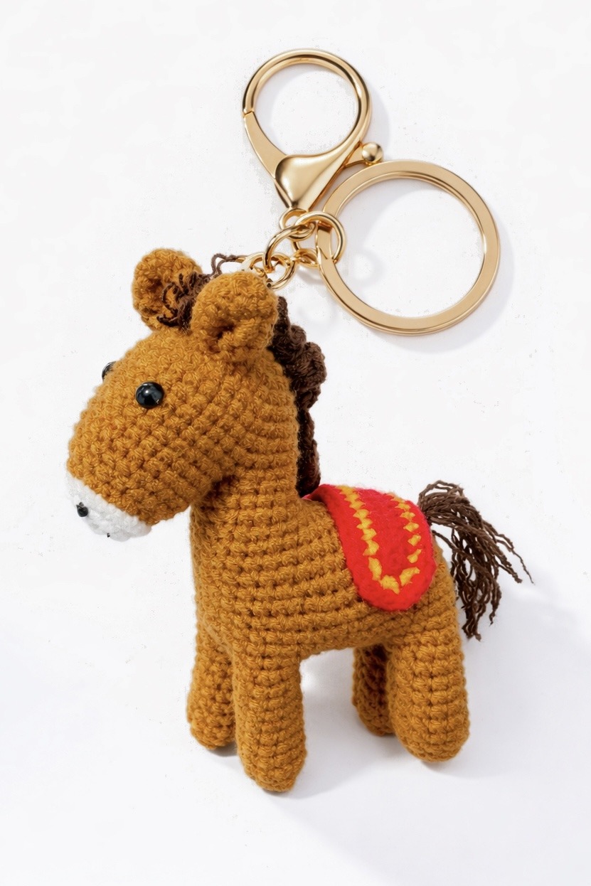 Wholesaler ÉLINE L'ATELIER - Crochet Horse Bag Charm PC056HZ