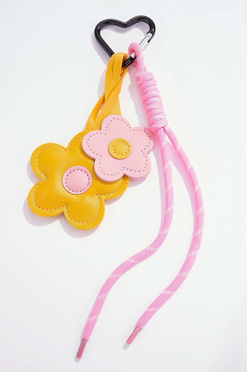 Wholesaler ÉLINE L'ATELIER - Bag jewelry and keychain
